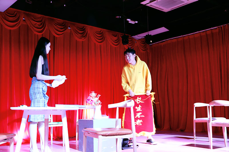 表演專業(yè)藝考難考嗎？我們應(yīng)該如何進(jìn)行準(zhǔn)備